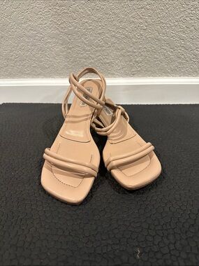 Women's Strappy Square-Toe Sandals - Nude